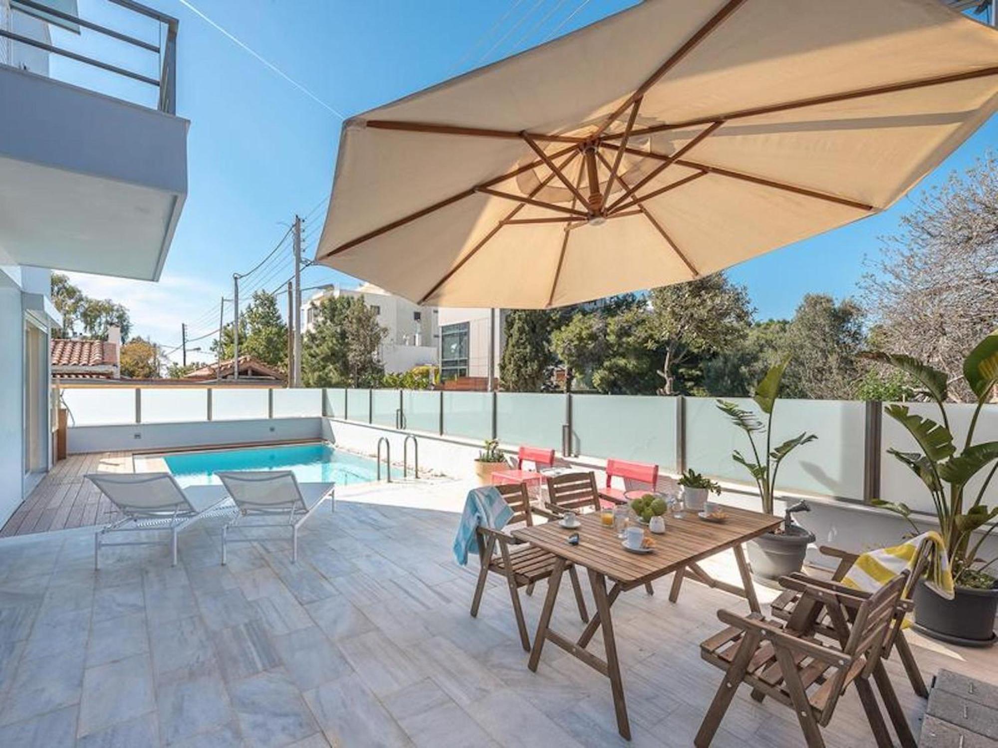 Adelos Group Stay In Elliniko Athens Exterior photo